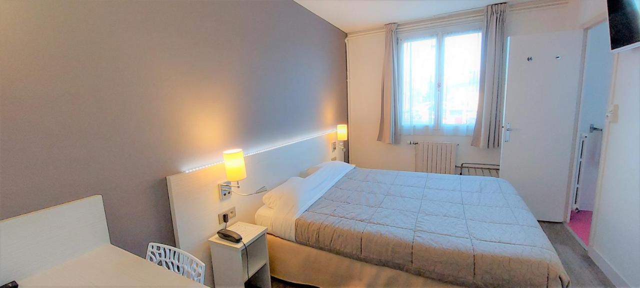 Contact Hotel Du Cerf Château-Gontier 외부 사진